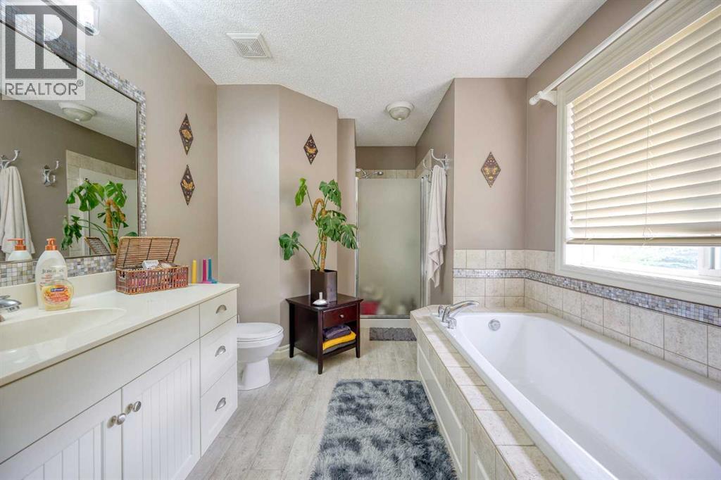 112 Panamount Green Nw, Calgary, Alberta  T3K 5R7 - Photo 26 - A2243693