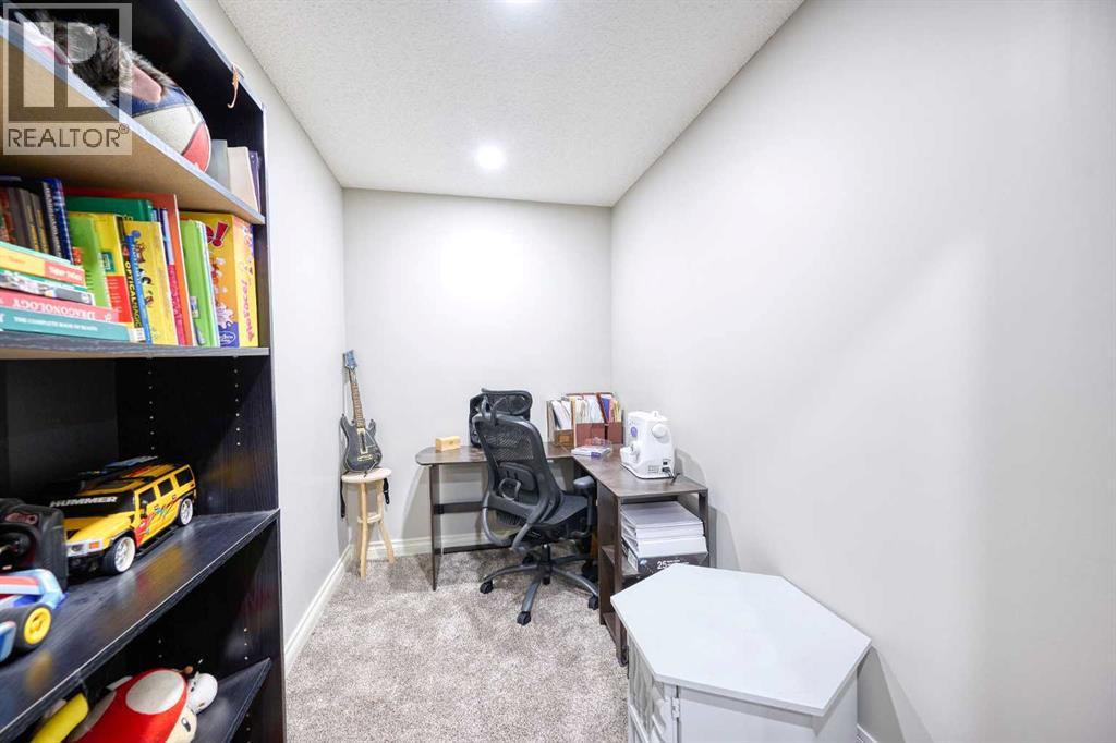 112 Panamount Green Nw, Calgary, Alberta  T3K 5R7 - Photo 33 - A2243693