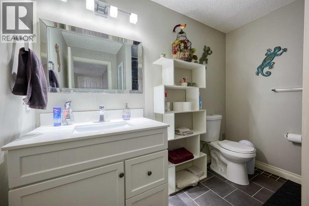 112 Panamount Green Nw, Calgary, Alberta  T3K 5R7 - Photo 31 - A2243693