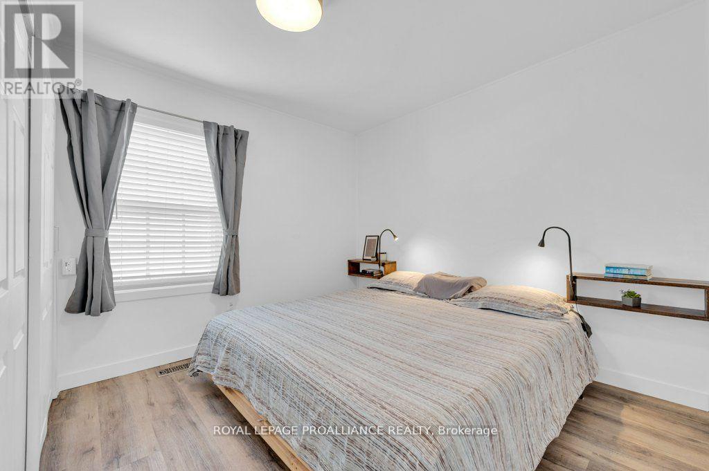 61 Delaney Street, Quinte West (Trenton Ward), Ontario  K8V 4L7 - Photo 17 - X12499120