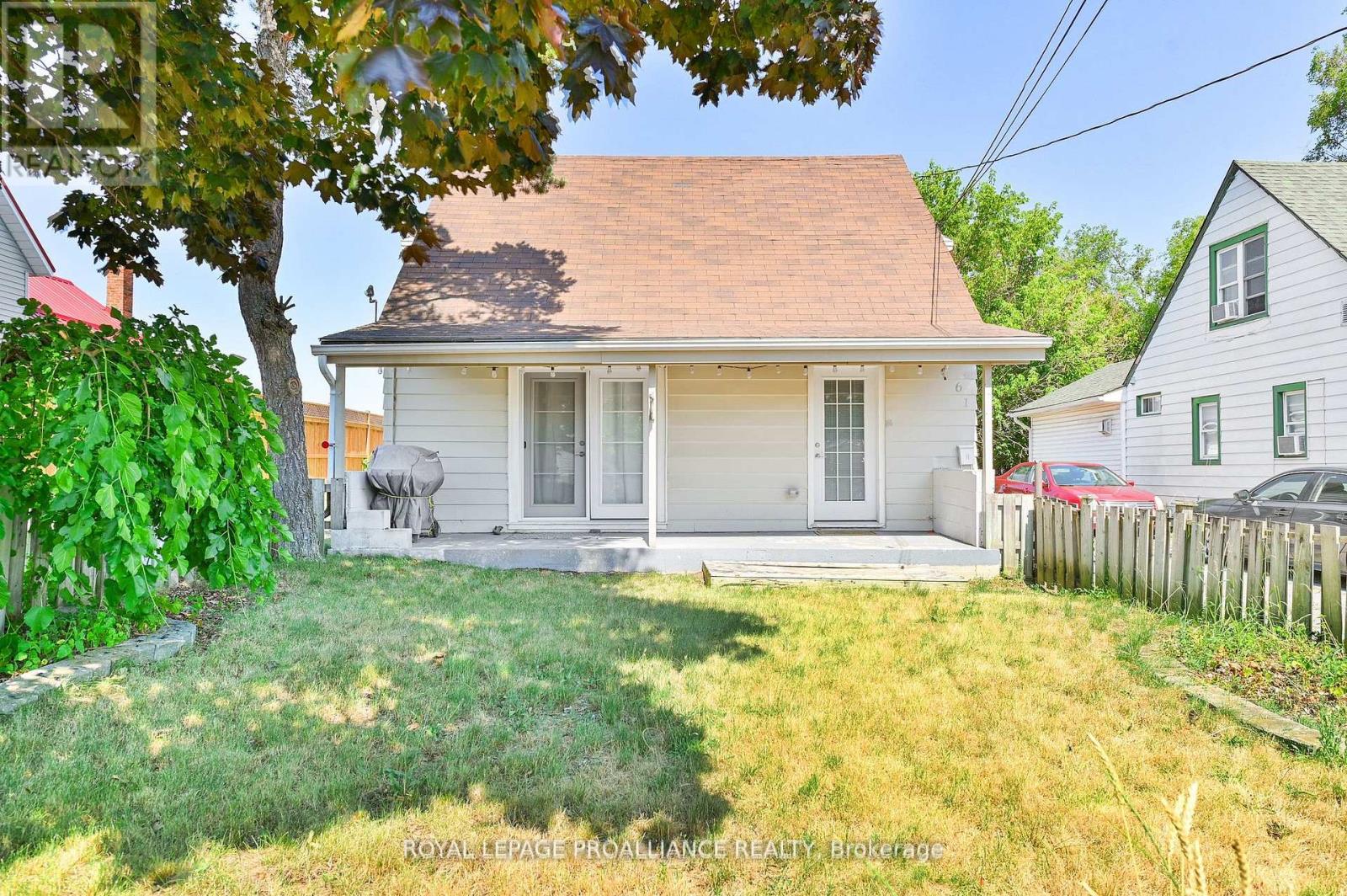 61 Delaney Street, Quinte West (Trenton Ward), Ontario  K8V 4L7 - Photo 2 - X12499120