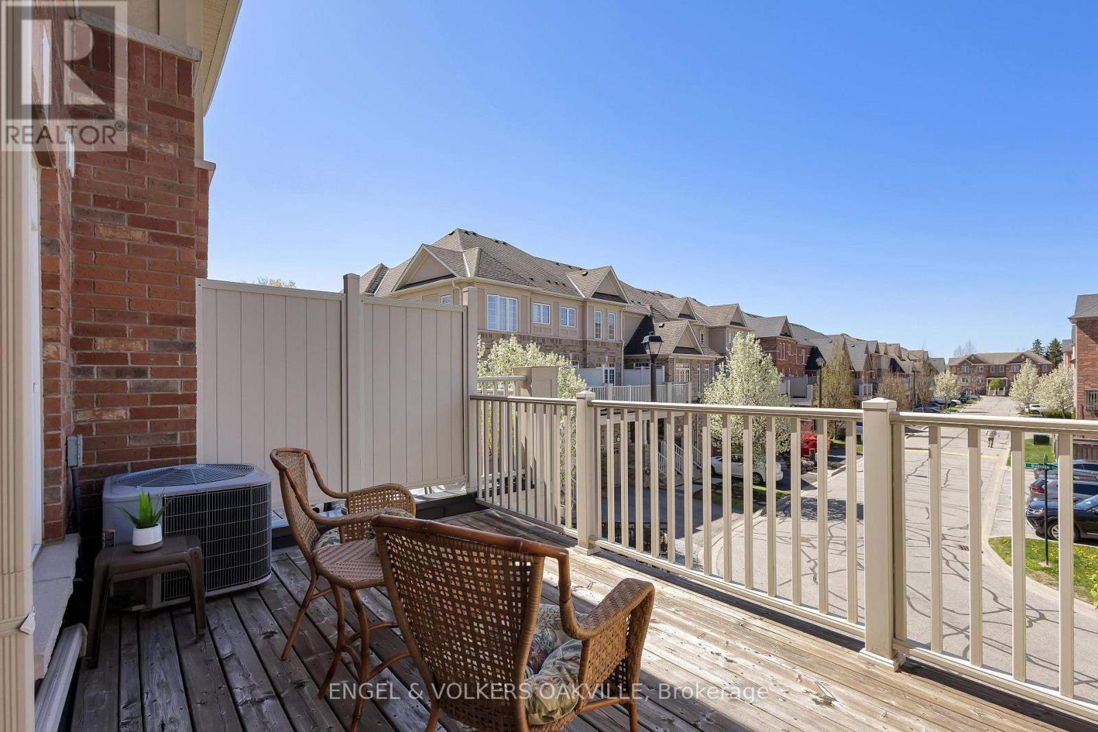 64 Batiste Trail, Halton Hills, Ontario  L7G 0H2 - Photo 11 - W12498886