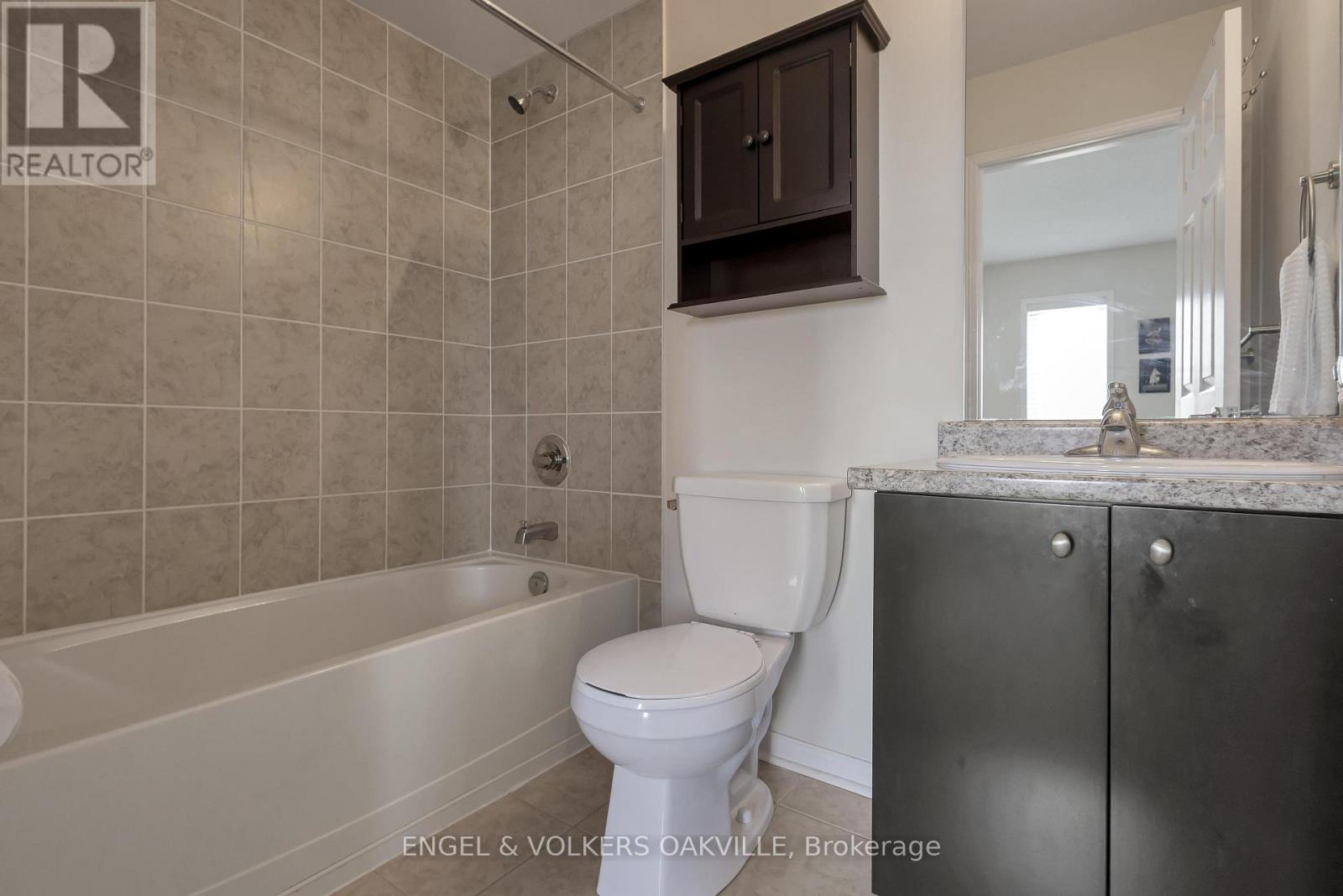 64 Batiste Trail, Halton Hills, Ontario  L7G 0H2 - Photo 24 - W12498886