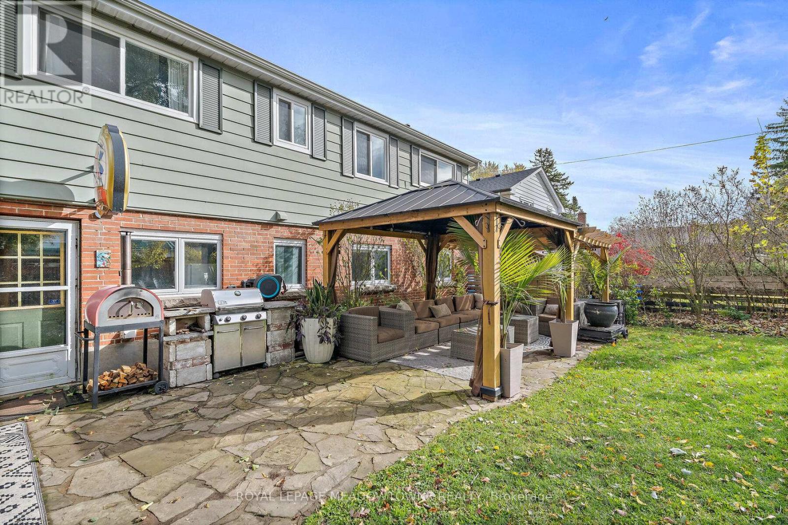 113 Elizabeth Drive, Halton Hills, Ontario  L7J 1B6 - Photo 31 - W12498888