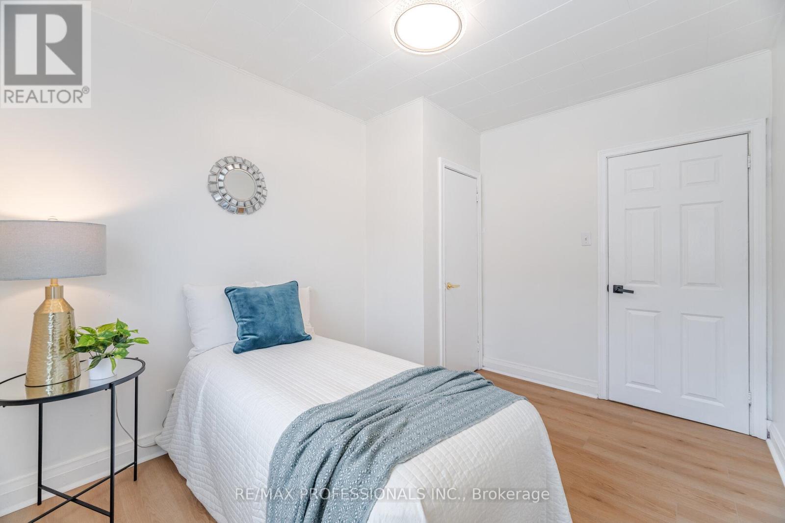 685 Kipling Avenue, Toronto, Ontario  M8Z 5G4 - Photo 22 - W12498932