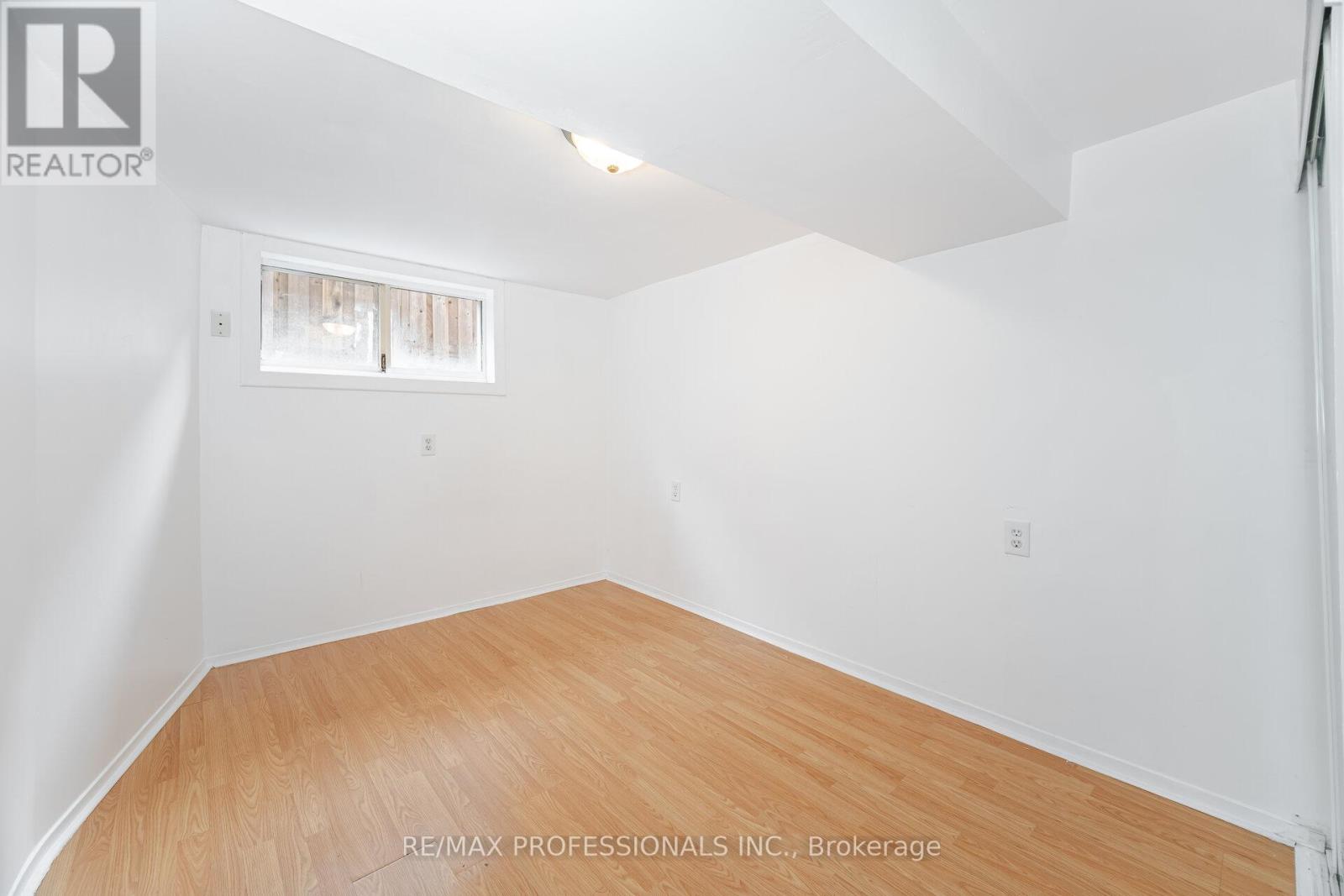 685 Kipling Avenue, Toronto, Ontario  M8Z 5G4 - Photo 37 - W12498932