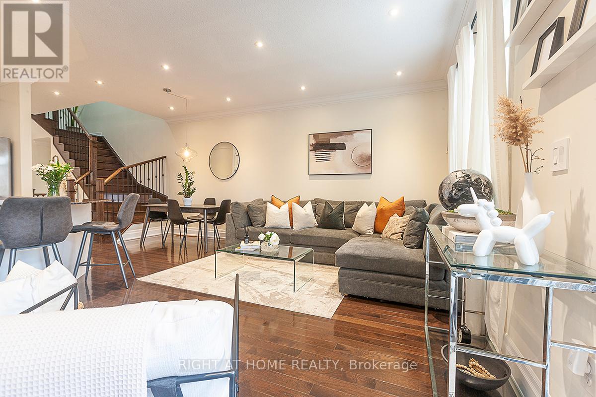 59 - 745 Farmstead Drive, Milton, Ontario  L9T 8B1 - Photo 10 - W12498944