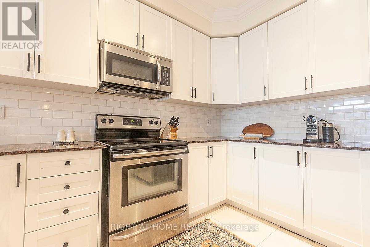 59 - 745 Farmstead Drive, Milton, Ontario  L9T 8B1 - Photo 13 - W12498944