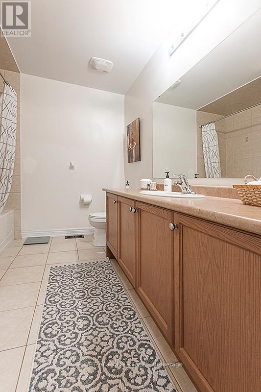 59 - 745 Farmstead Drive, Milton, Ontario  L9T 8B1 - Photo 28 - W12498944