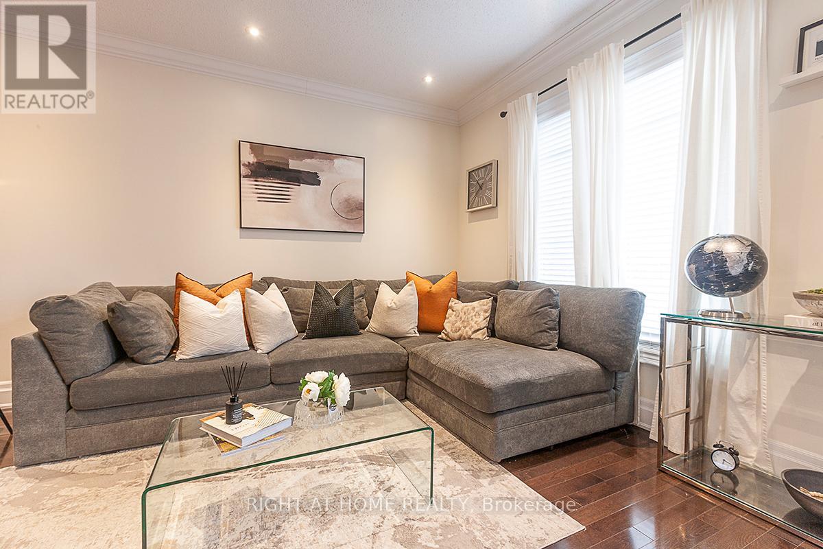 59 - 745 Farmstead Drive, Milton, Ontario  L9T 8B1 - Photo 9 - W12498944