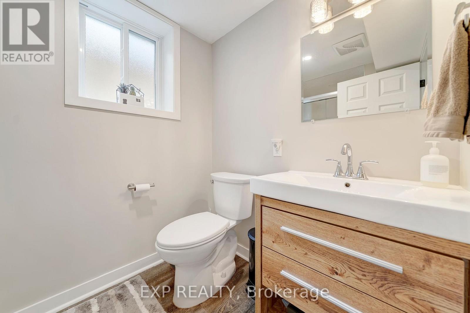 44 Royal Orchard Crescent, St. Catharines (Lakeport), Ontario  L2N 4E9 - Photo 12 - X12499048