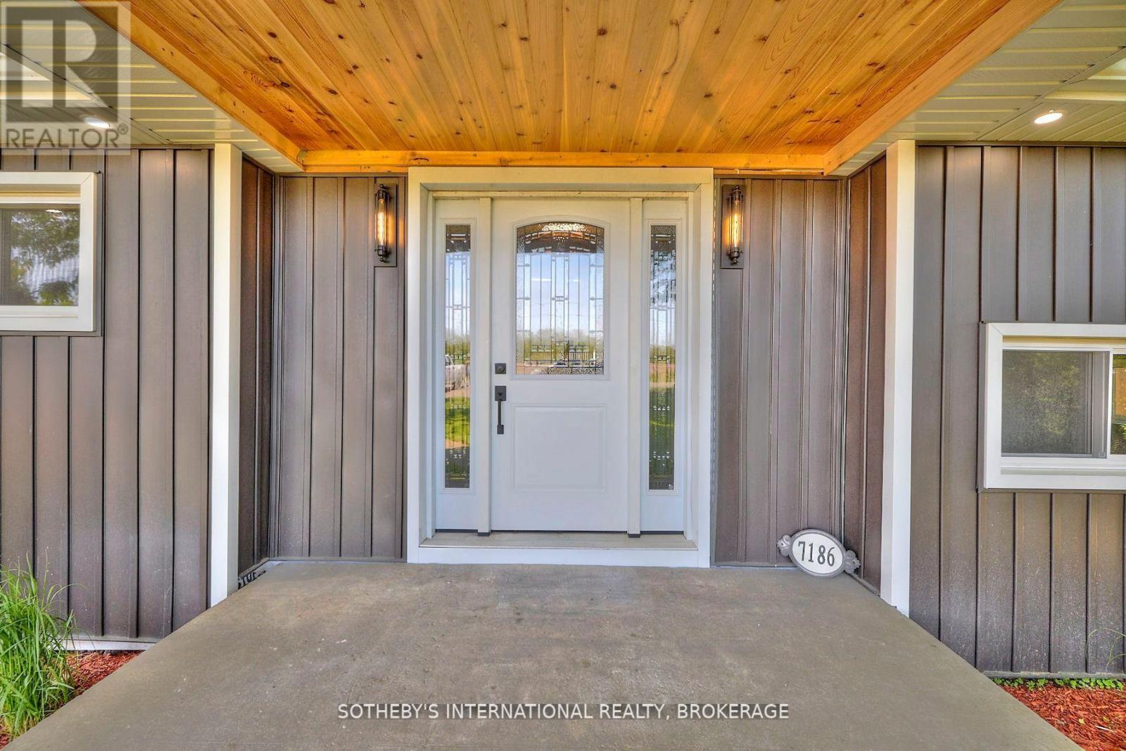 7186 Garner Road, Niagara Falls, Ontario  L2H 0X7 - Photo 5 - X12499104