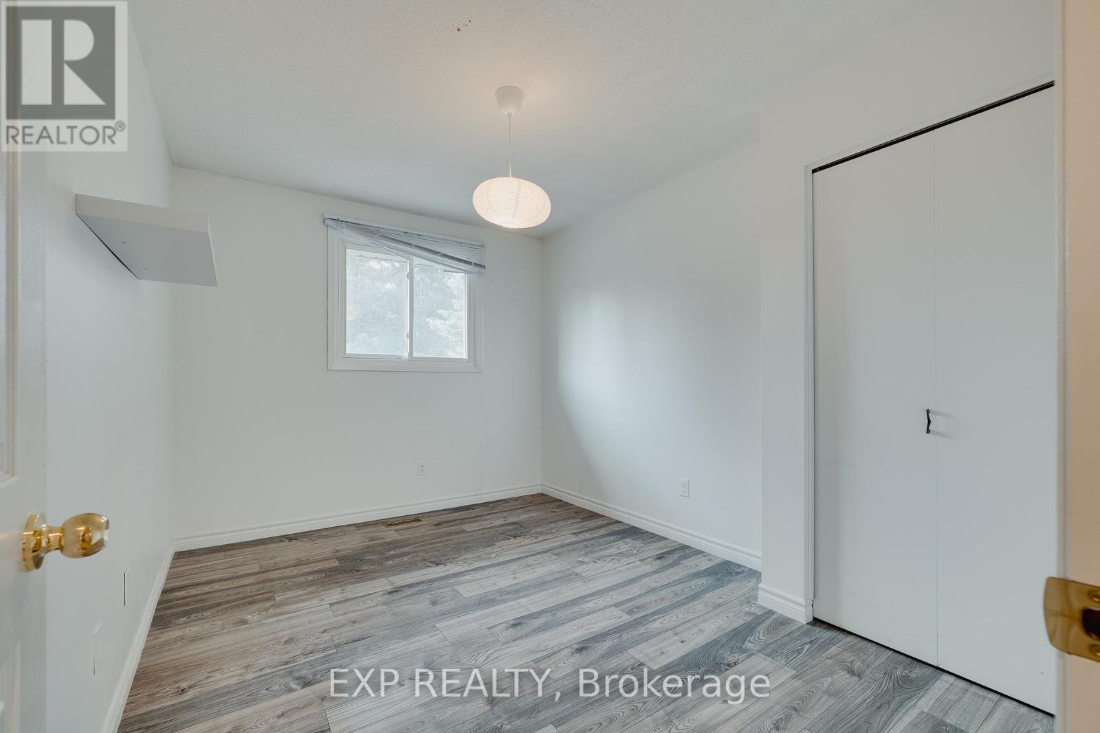 Upper - 595 Pioneer Drive, Kitchener, Ontario  N2P 1L6 - Photo 13 - X12498942