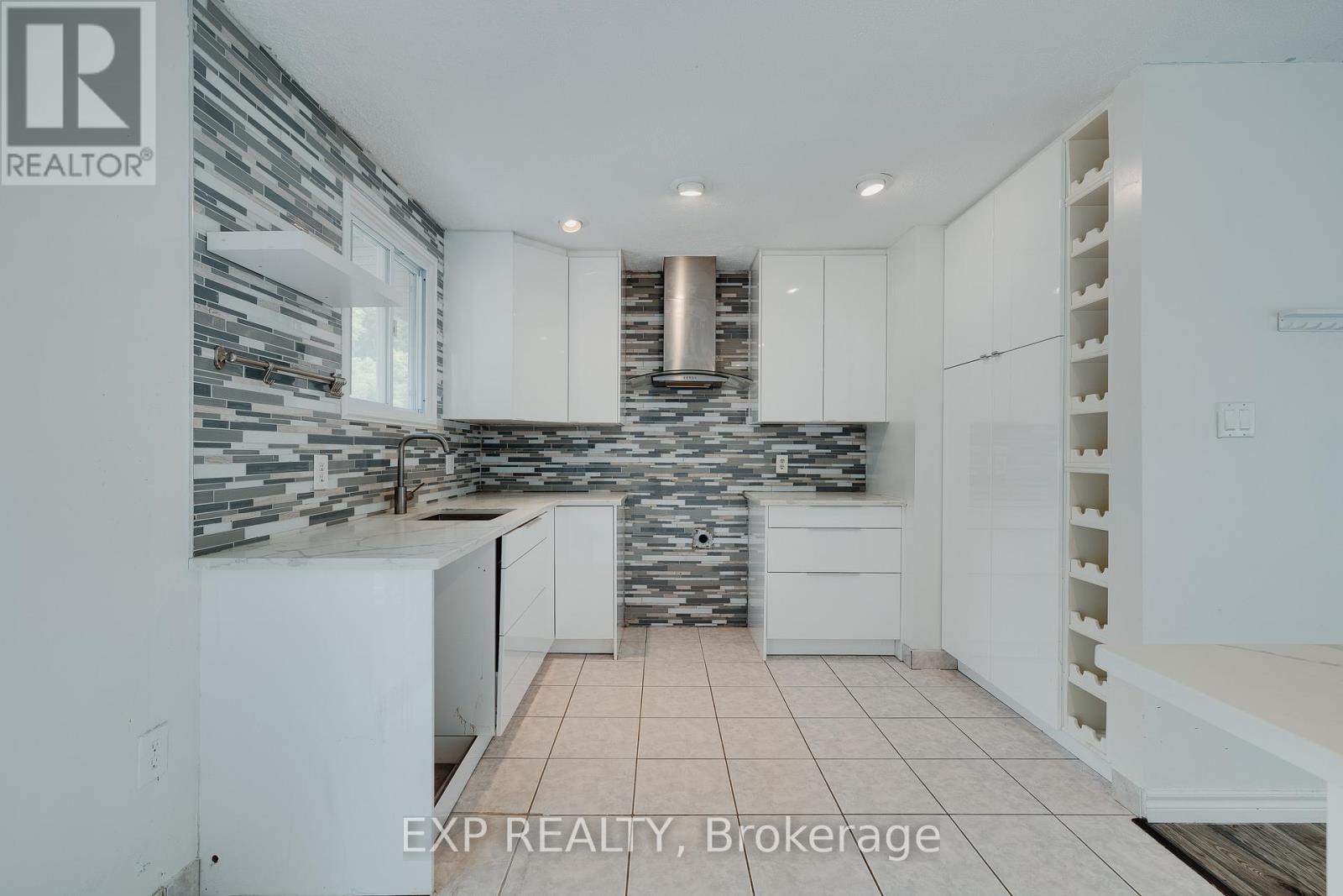 Upper - 595 Pioneer Drive, Kitchener, Ontario  N2P 1L6 - Photo 8 - X12498942