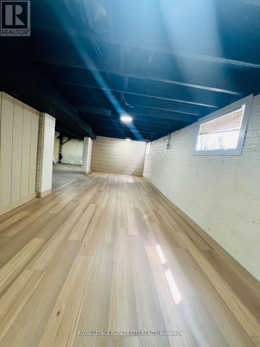 346 Wharncliffe Road S, London South, Ontario  N6J 2L8 - Photo 22 - X12498954