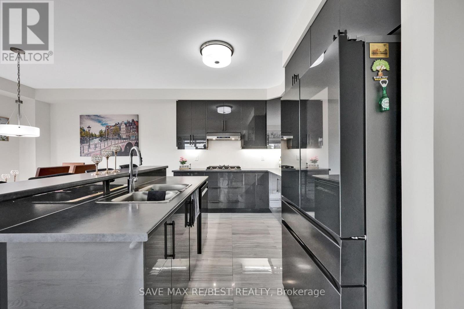 130 Hitchman Street, Brant, Ontario  N3L 0N6 - Photo 17 - X12498964