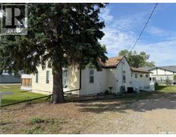 705 1st Avenue Nw, Weyburn, Ca