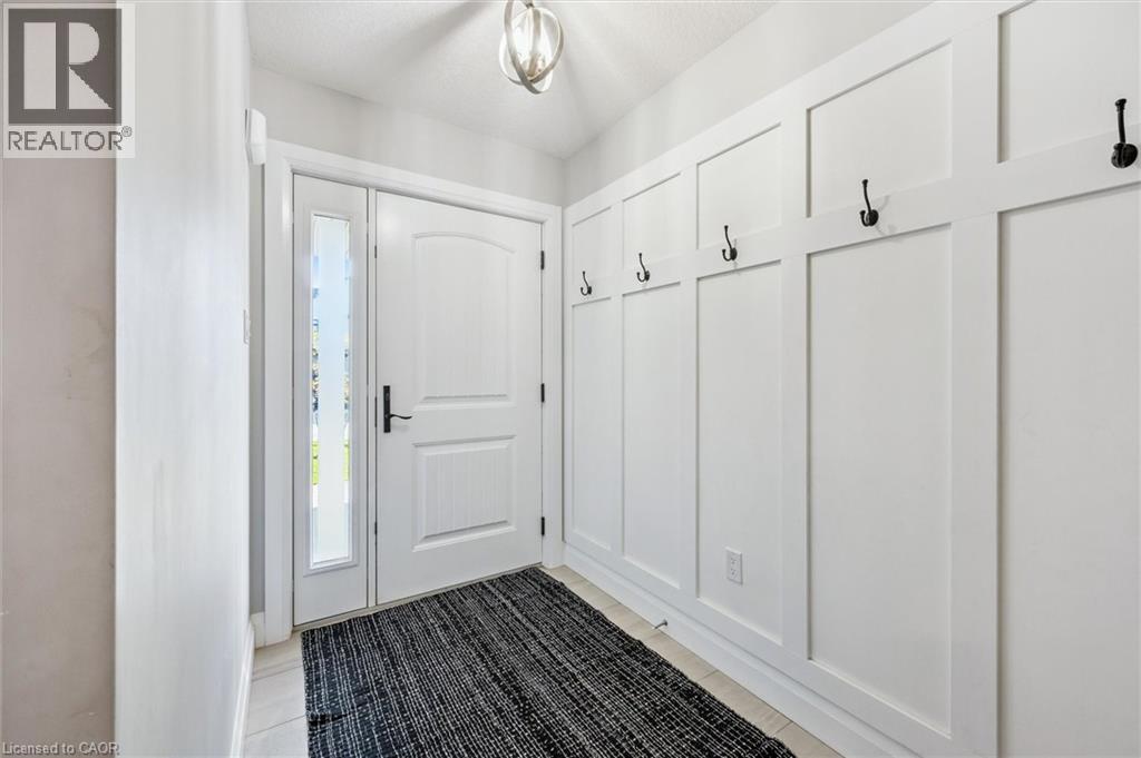 44 Halls Drive, Elora, Ontario  N0B 1S0 - Photo 3 - 40784280