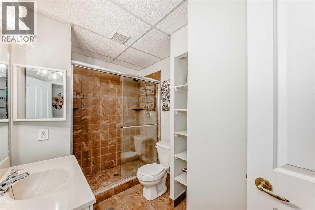 82 Mt Gibraltar Heights Se, Calgary, Alberta  T2Z 3R3 - Photo 43 - A2262179