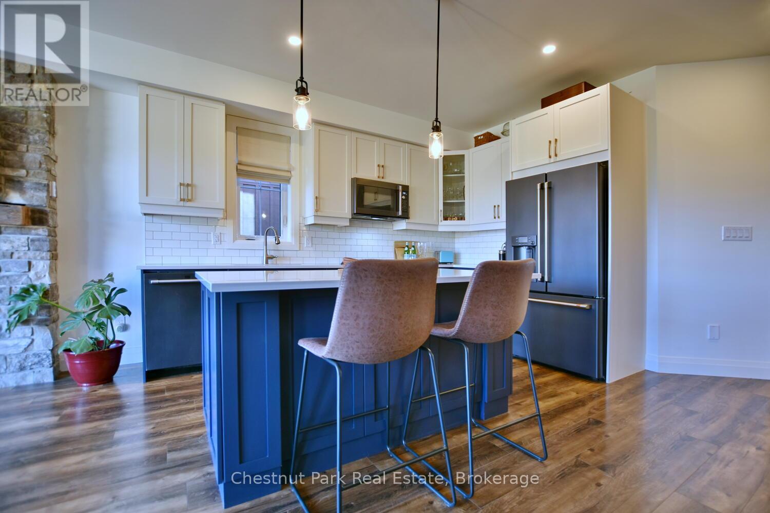 146 Red Pine Street, Blue Mountains, Ontario  L9Y 0Z3 - Photo 16 - X12499044