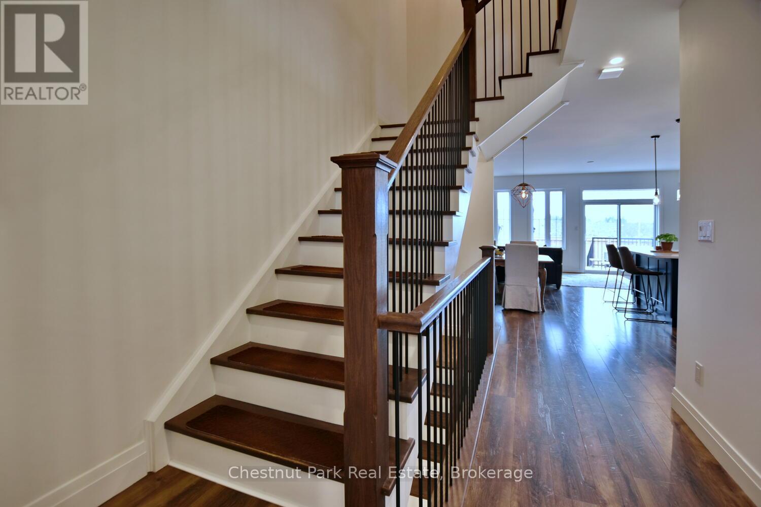 146 Red Pine Street, Blue Mountains, Ontario  L9Y 0Z3 - Photo 4 - X12499044