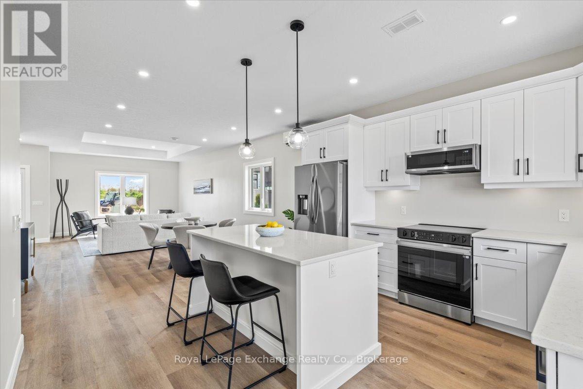 50 - 1071 Waterloo Street N, Saugeen Shores, Ontario  N0H 2C6 - Photo 8 - X12499126