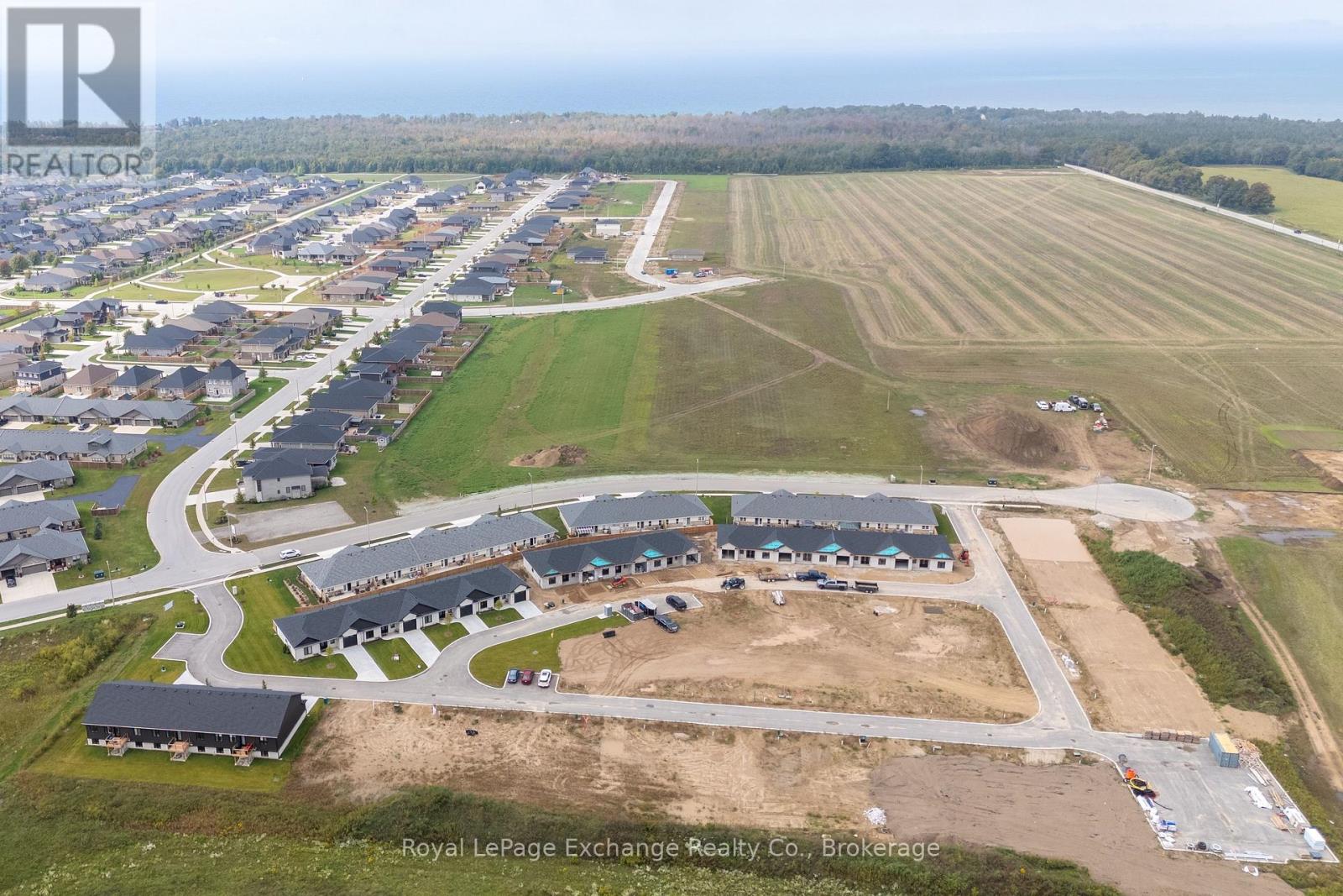 46 - 1071 Waterloo Street N, Saugeen Shores, Ontario  N0H 2C3 - Photo 5 - X12499136