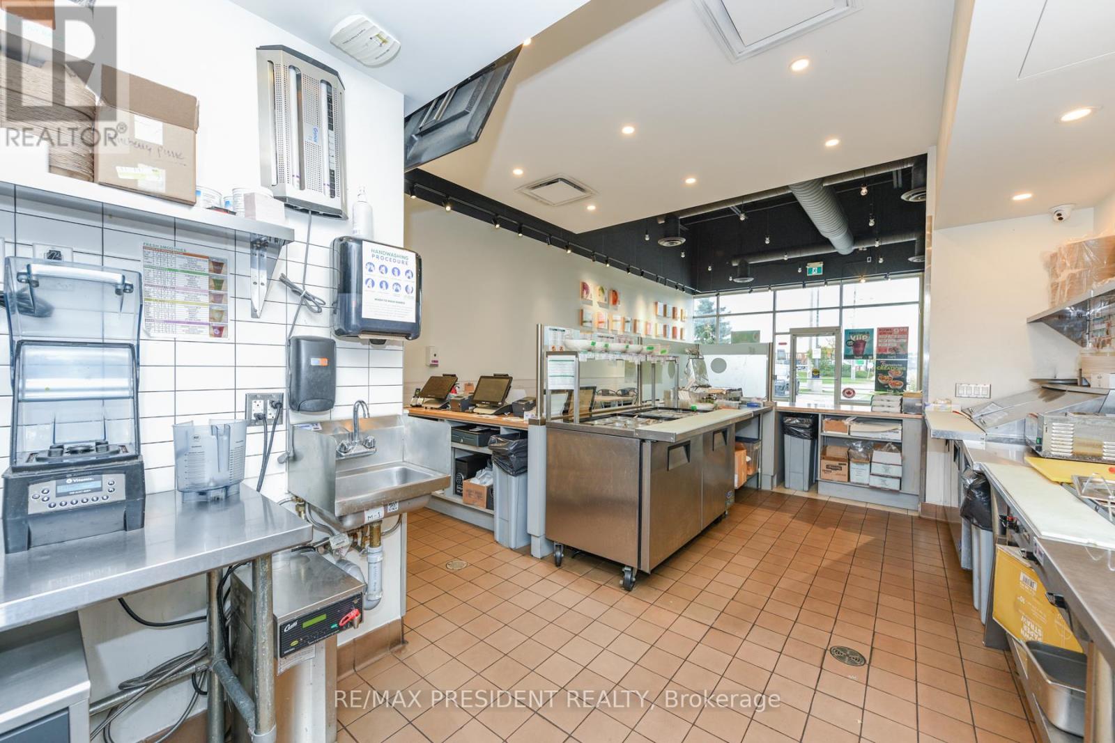 10048 Mclaughlin Road, Brampton (Fletcher's Meadow), Ontario  L7A 2X6 - Photo 34 - W12473977