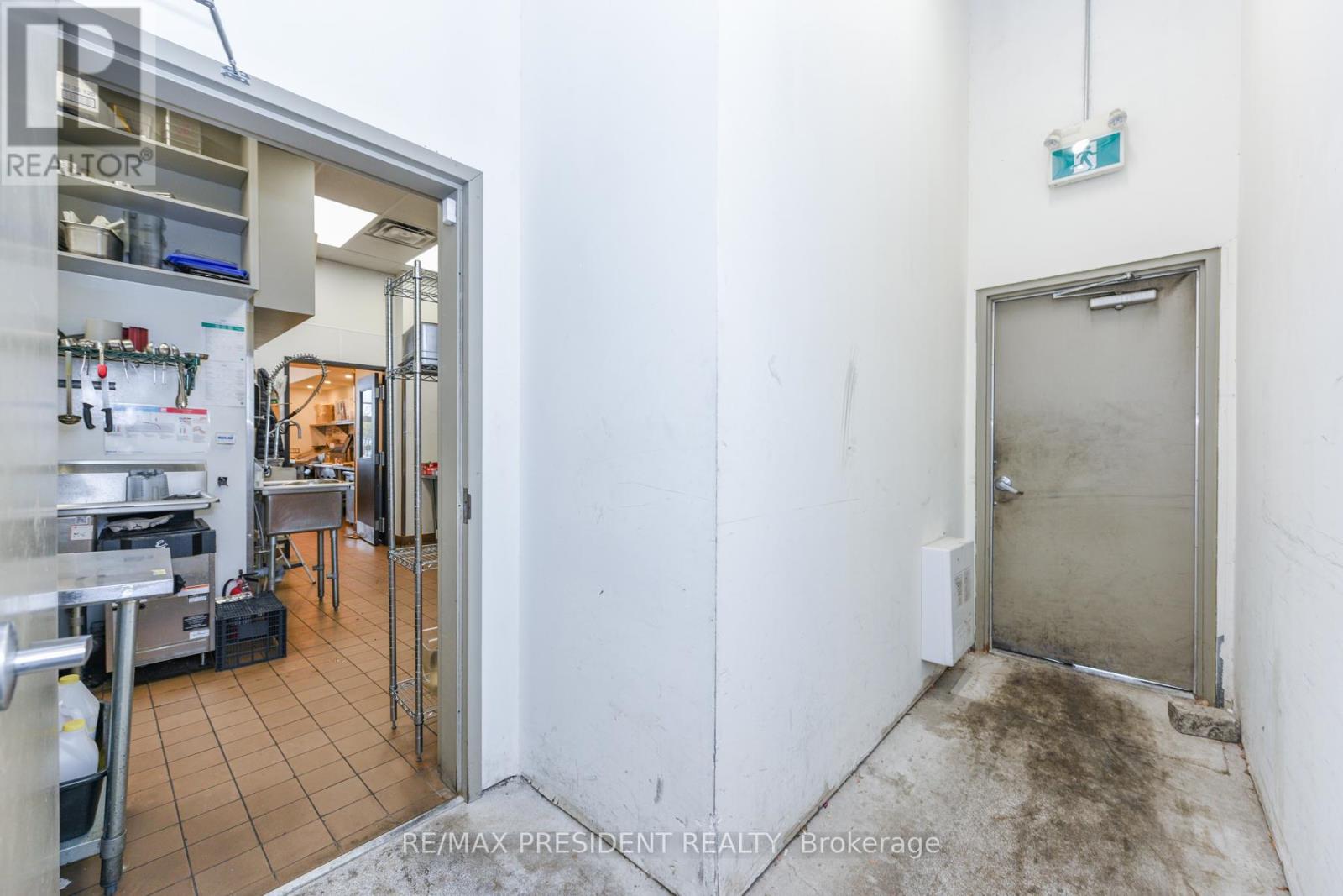 10048 Mclaughlin Road, Brampton (Fletcher's Meadow), Ontario  L7A 2X6 - Photo 39 - W12473977