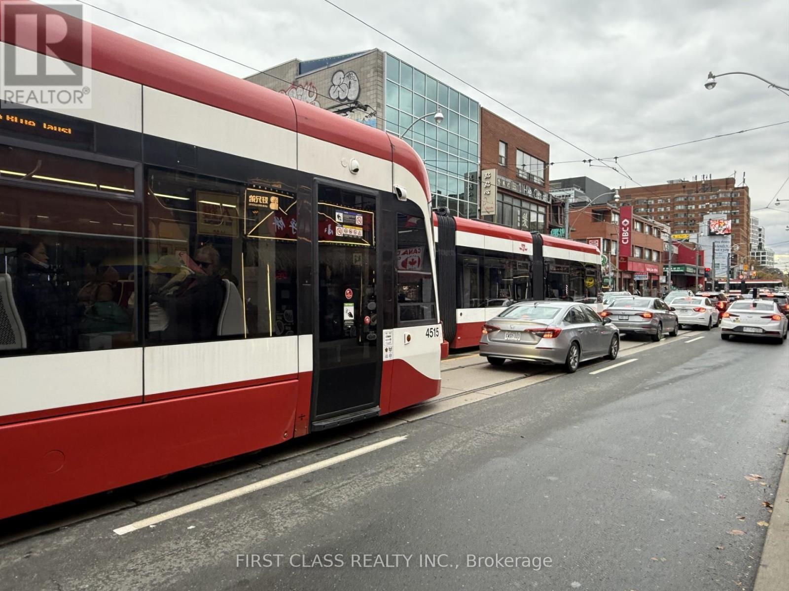 267 Spadina Avenue, Toronto, Ontario  M5T 2E3 - Photo 5 - C12496488