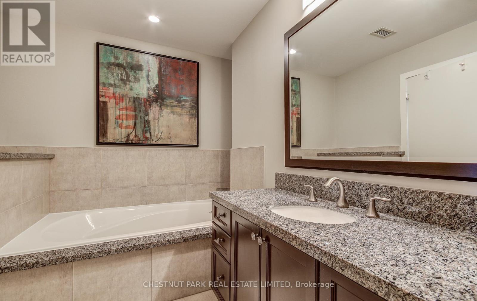 Ph 05 - 2 Fieldway Road, Toronto, Ontario  M8Z 0B9 - Photo 27 - W12498786