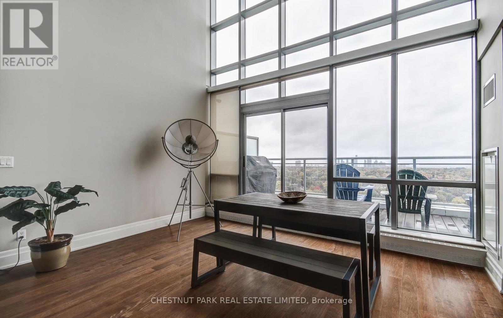 Ph 05 - 2 Fieldway Road, Toronto, Ontario  M8Z 0B9 - Photo 13 - W12498786