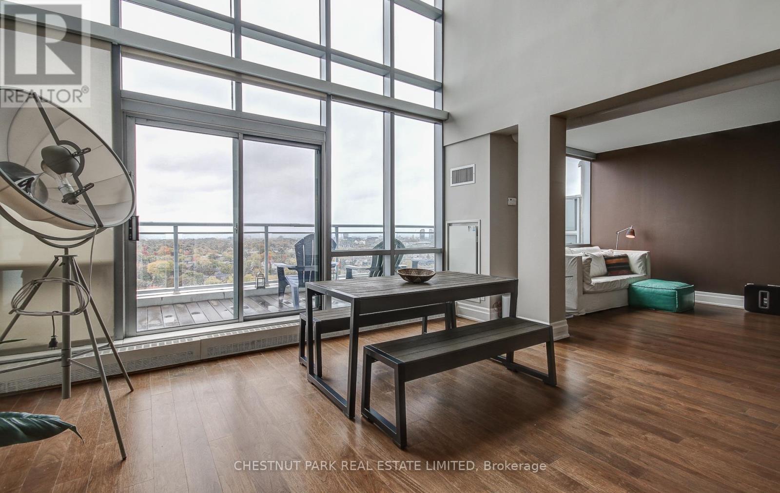 Ph 05 - 2 Fieldway Road, Toronto, Ontario  M8Z 0B9 - Photo 9 - W12498786