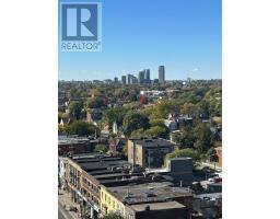 2105A - 571 BLOOR STREET W