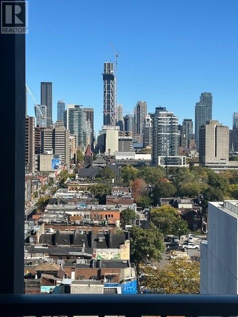 2101a - 571 Bloor Street W, Toronto, Ontario  M6G 1L6 - Photo 2 - C12499006