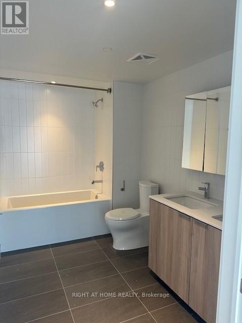 2102b - 762 Bathurst Street, Toronto, Ontario  M5S 2R6 - Photo 10 - C12499008