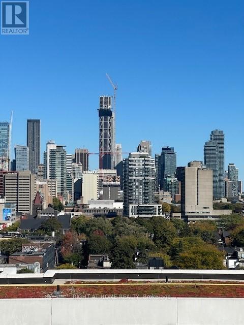 2102b - 762 Bathurst Street, Toronto, Ontario  M5S 2R6 - Photo 3 - C12499008