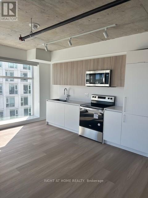 2102b - 762 Bathurst Street, Toronto, Ontario  M5S 2R6 - Photo 5 - C12499008