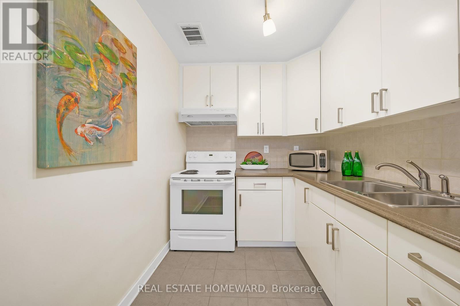 306 - 160 The Donway W, Toronto (Banbury-Don Mills), Ontario  M3C 2G1 - Photo 8 - C12499010