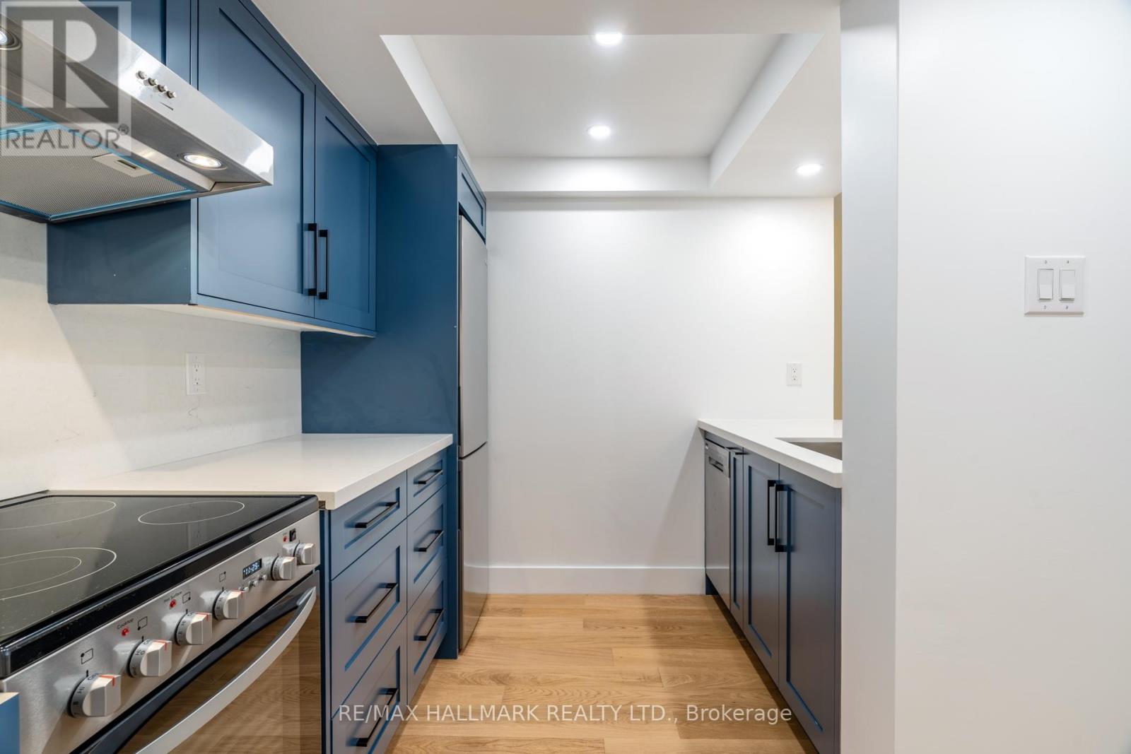 1106 - 705 King Street W, Toronto, Ontario  M5V 2W8 - Photo 3 - C12499012