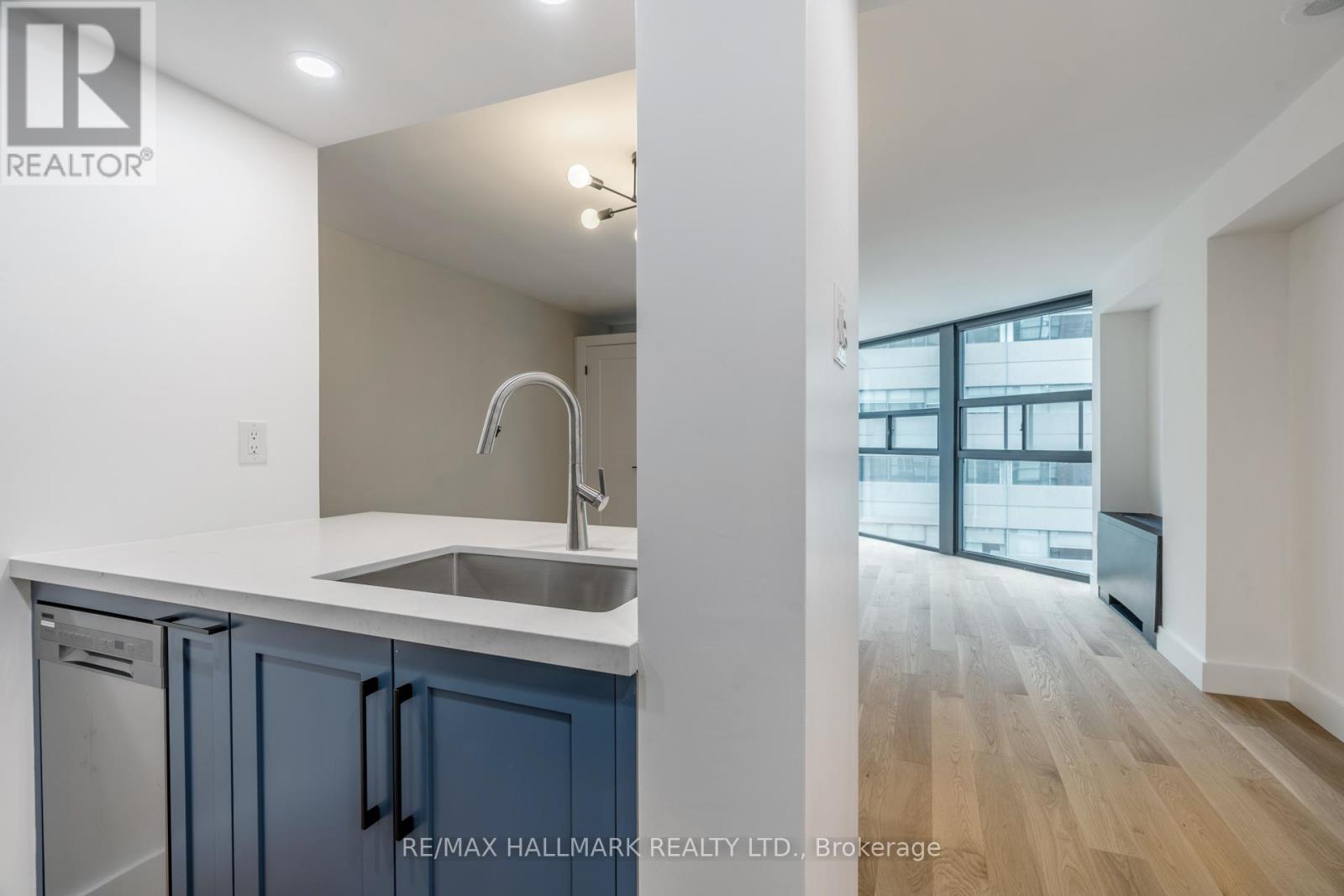 1106 - 705 King Street W, Toronto, Ontario  M5V 2W8 - Photo 4 - C12499012