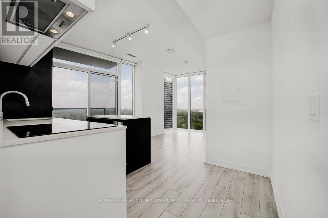 7612 - 33 Helendale Avenue N, Toronto, Ontario  M4R 0A4 - Photo 2 - C12499024