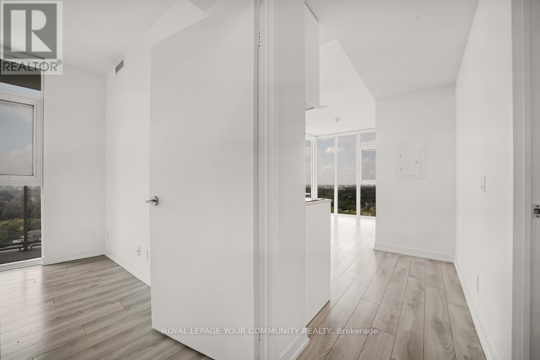 7612 - 33 Helendale Avenue N, Toronto, Ontario  M4R 0A4 - Photo 3 - C12499024