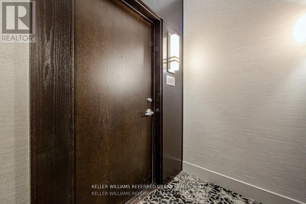 2501 - 218 Queens Quay W, Toronto, Ontario  M5J 2Y6 - Photo 26 - C12499076