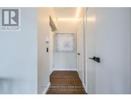 2501 - 218 QUEENS QUAY W, Toronto, Ontario