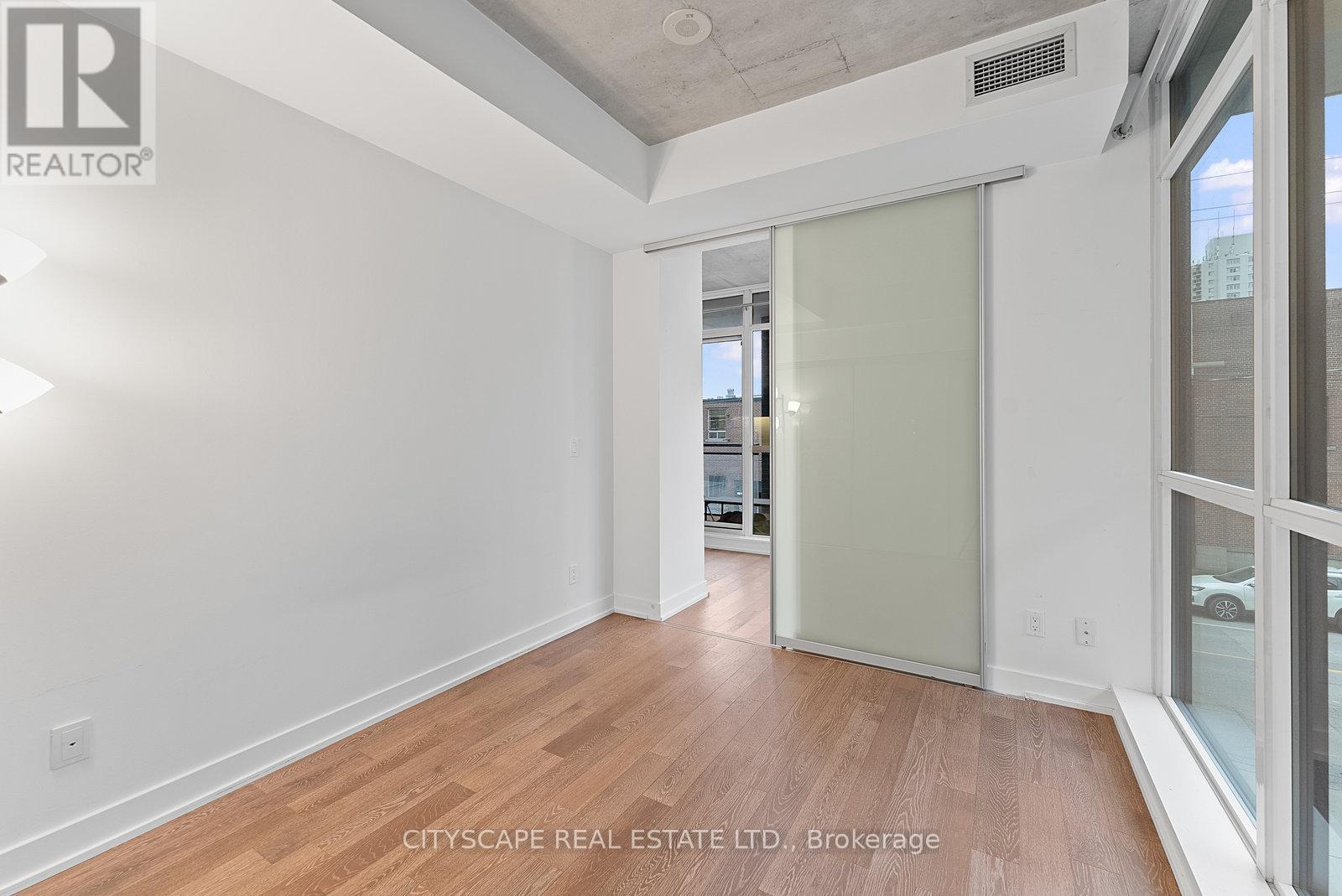 220 - 1190 Dundas Street E, Toronto, Ontario  M4M 0C5 - Photo 19 - E12499026