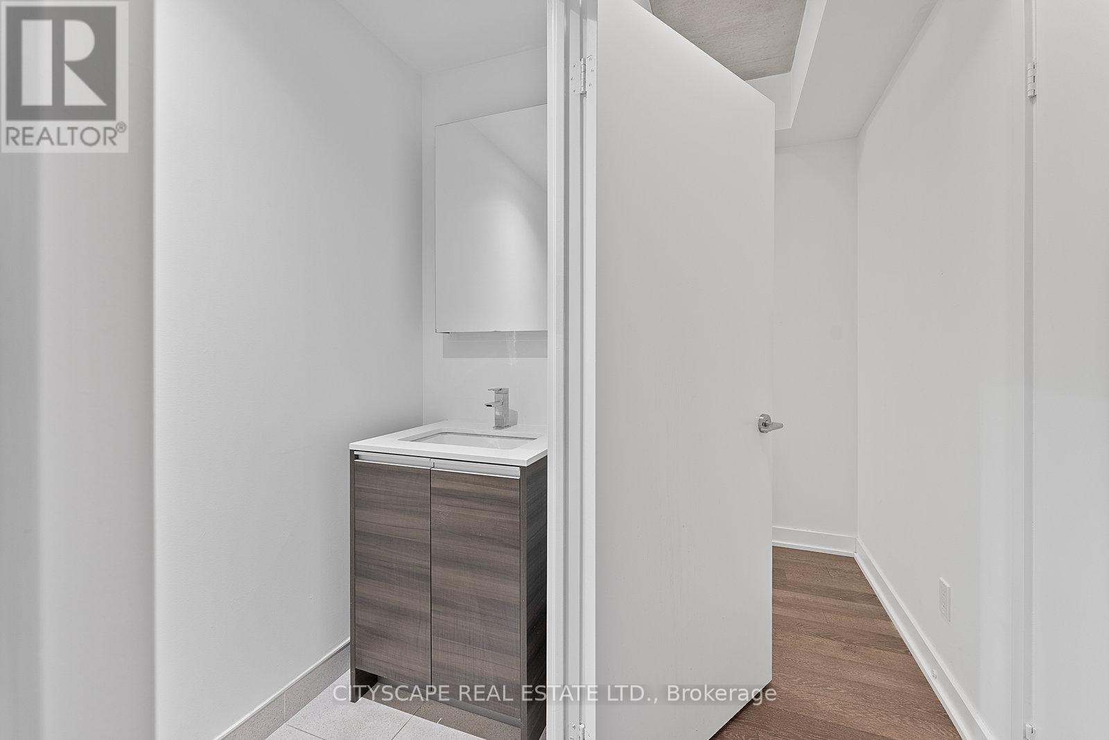 220 - 1190 Dundas Street E, Toronto, Ontario  M4M 0C5 - Photo 25 - E12499026