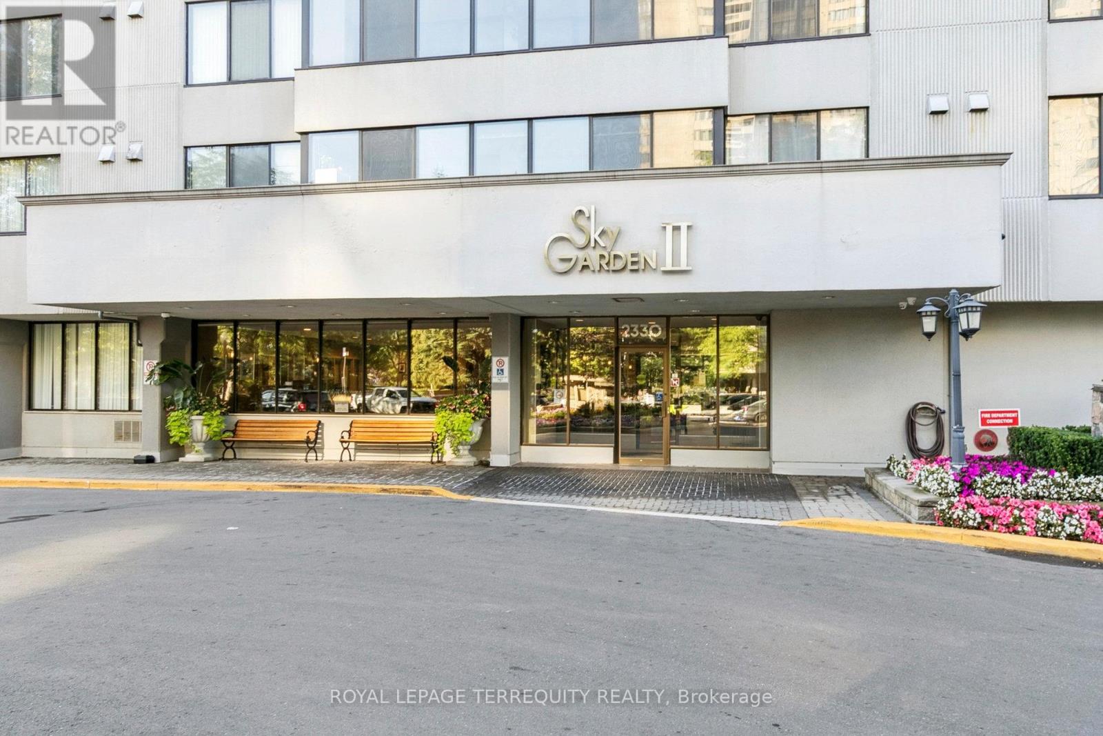 1501 - 2330 Bridletowne Circle, Toronto, Ontario  M1W 3P6 - Photo 2 - E12499054