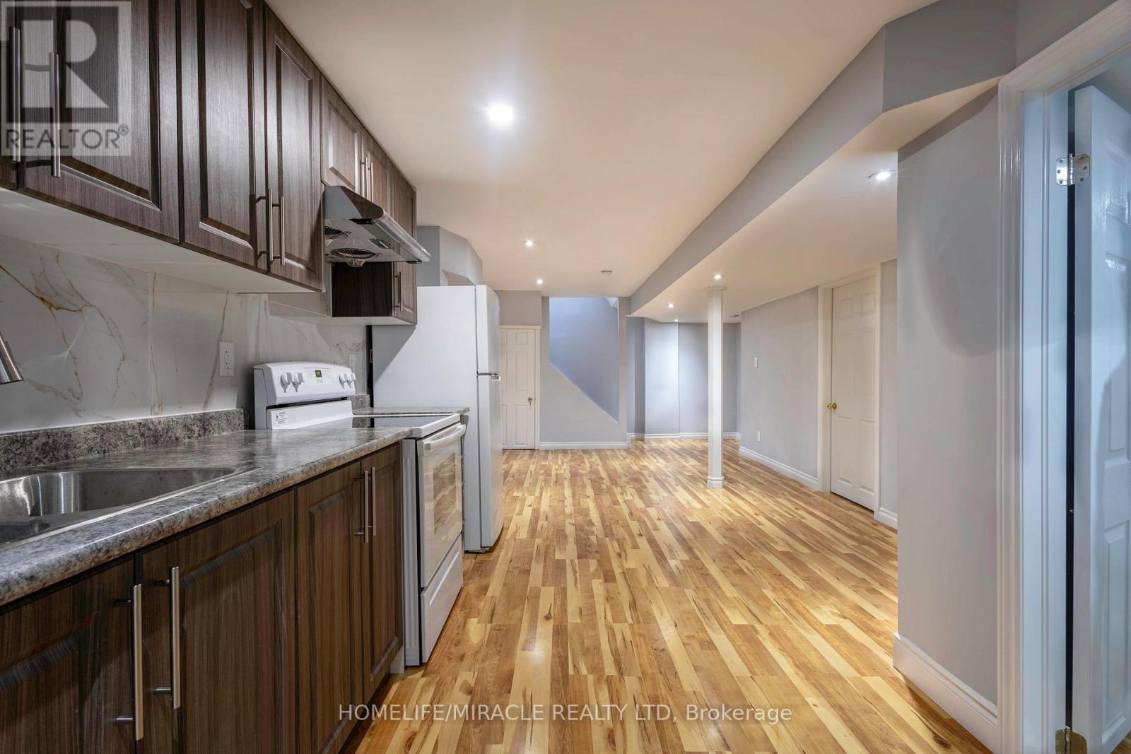 Lower - 12 Gill Crescent, Ajax, Ontario  L1T 4A5 - Photo 5 - E12499142