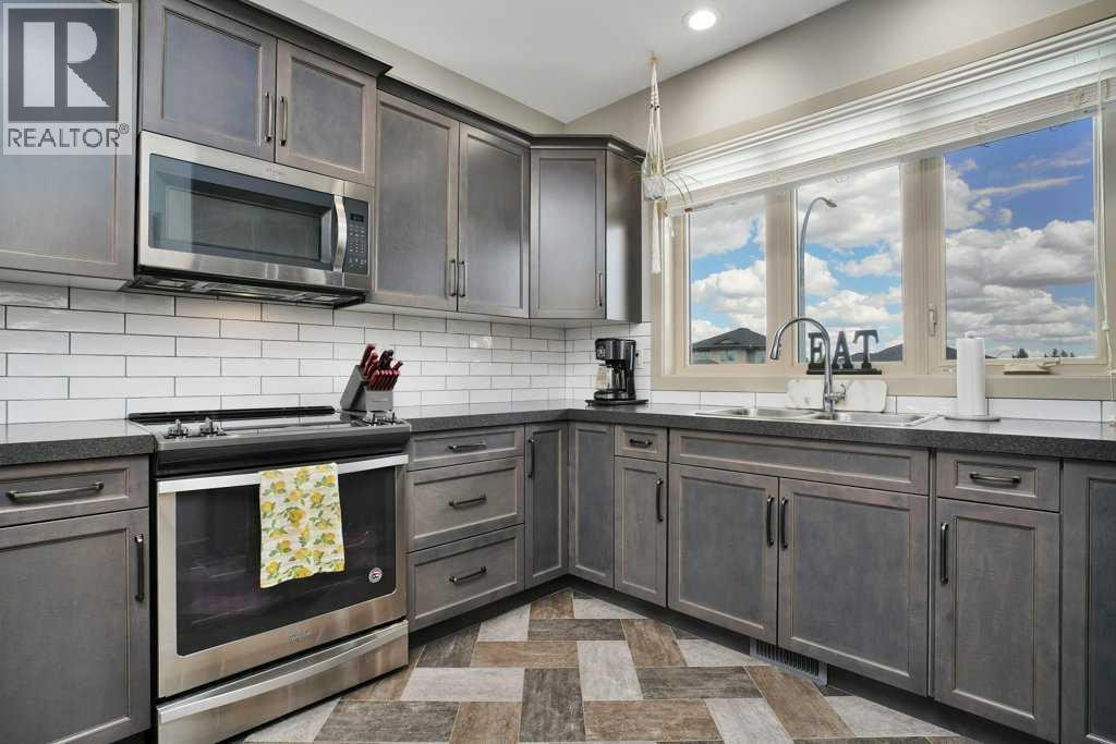 9 Sheep Close, Lacombe, Alberta  T4L 1J0 - Photo 16 - A2256652